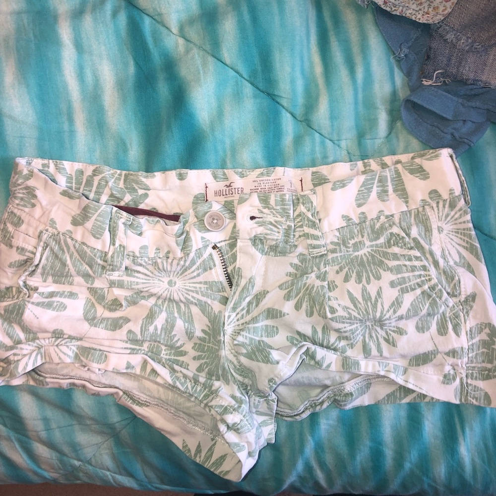 Hollister shorts